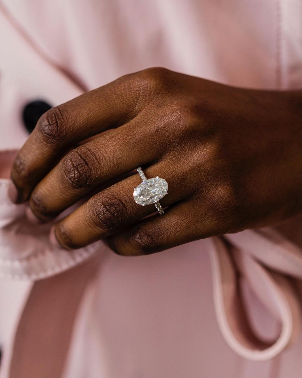 Oval Cut Labgrown Engagement Ring