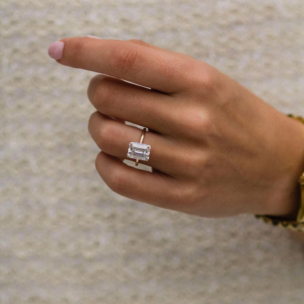 Emerald Cut Labgrown Engagement Ring