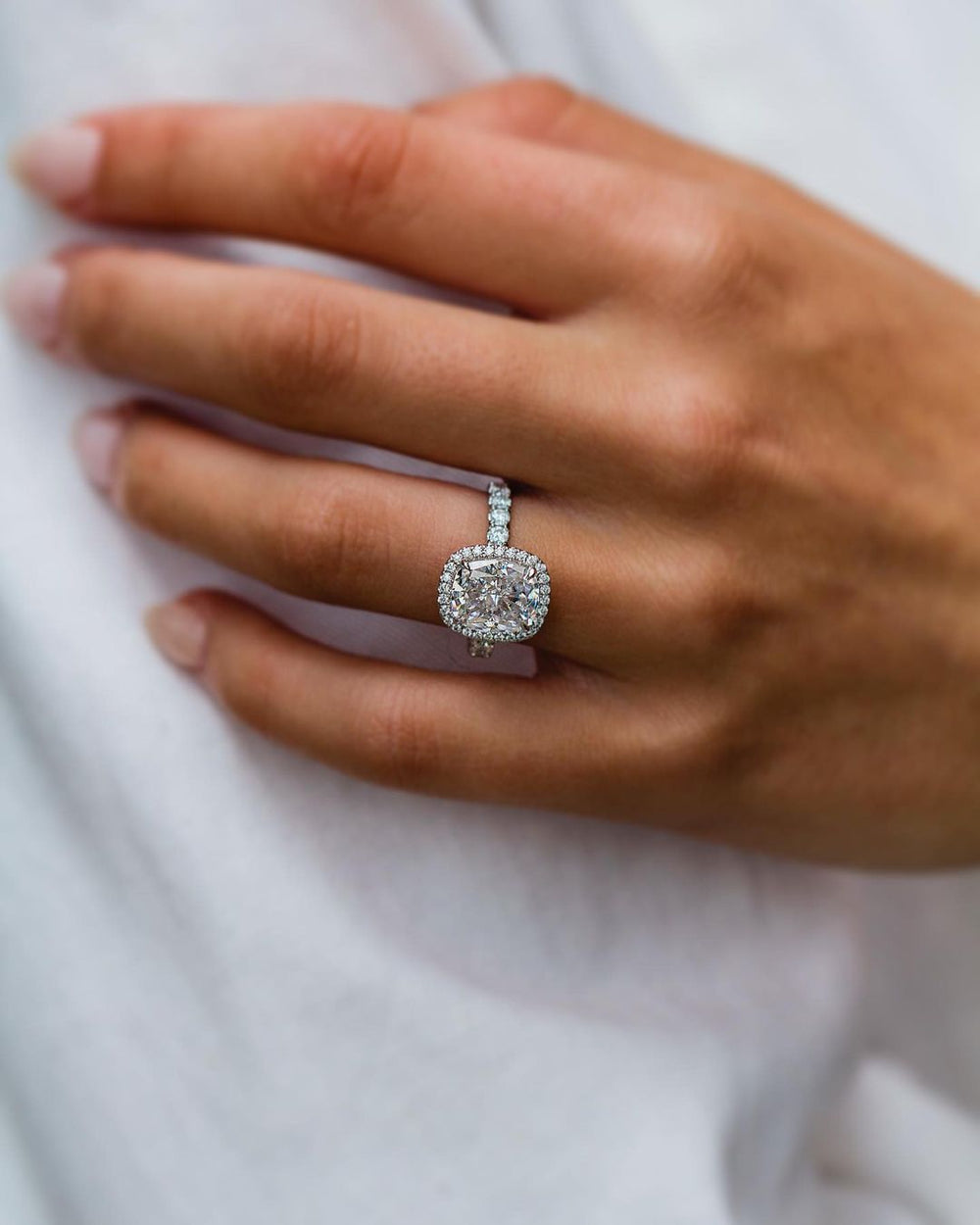 Cushion Cut Labgrown Engagement Ring