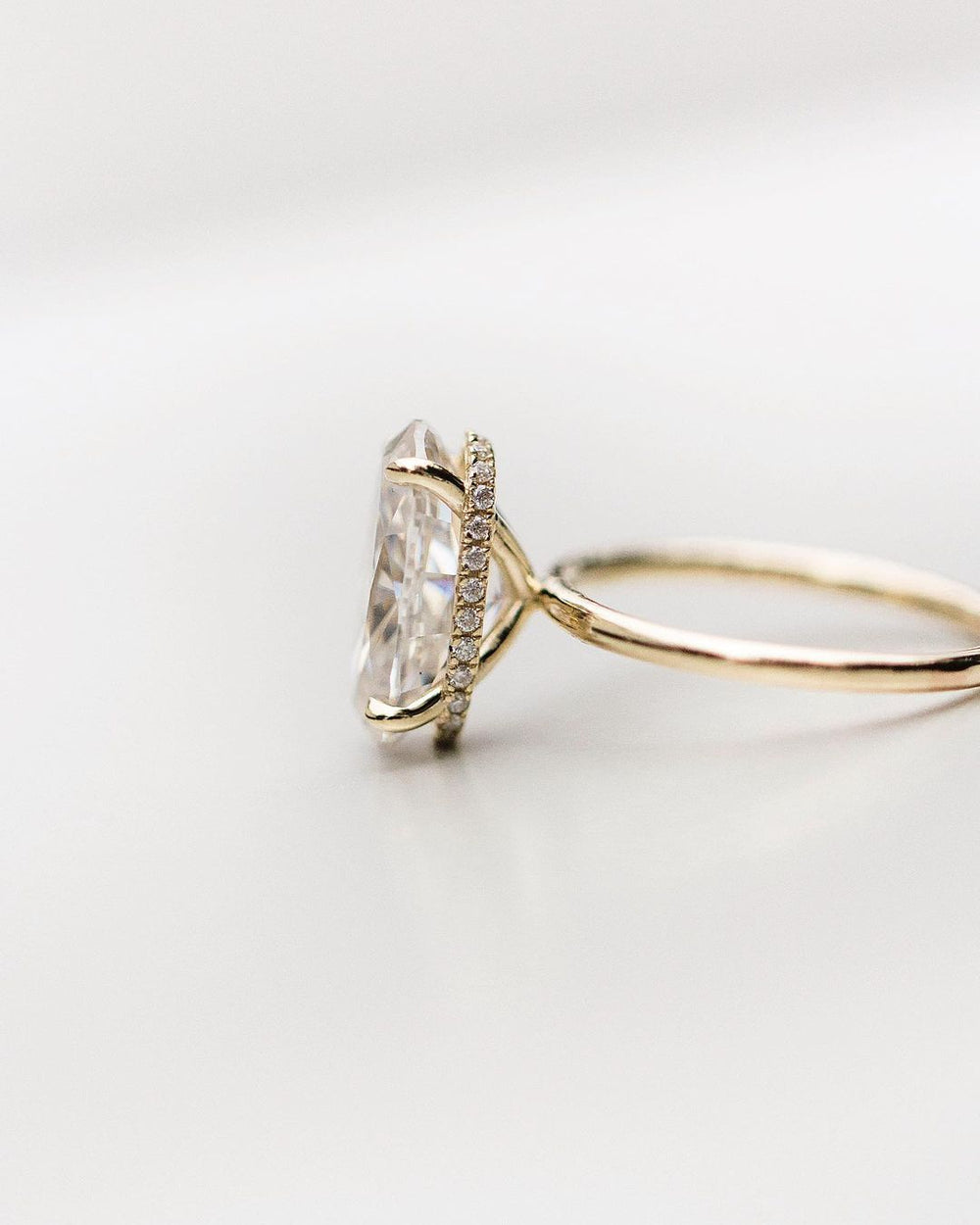 Oval Cut Labgrown Engagement Ring