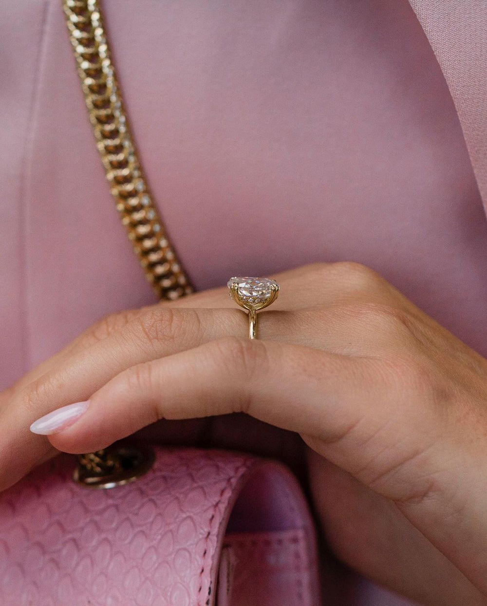 Oval Cut Labgrown Ring