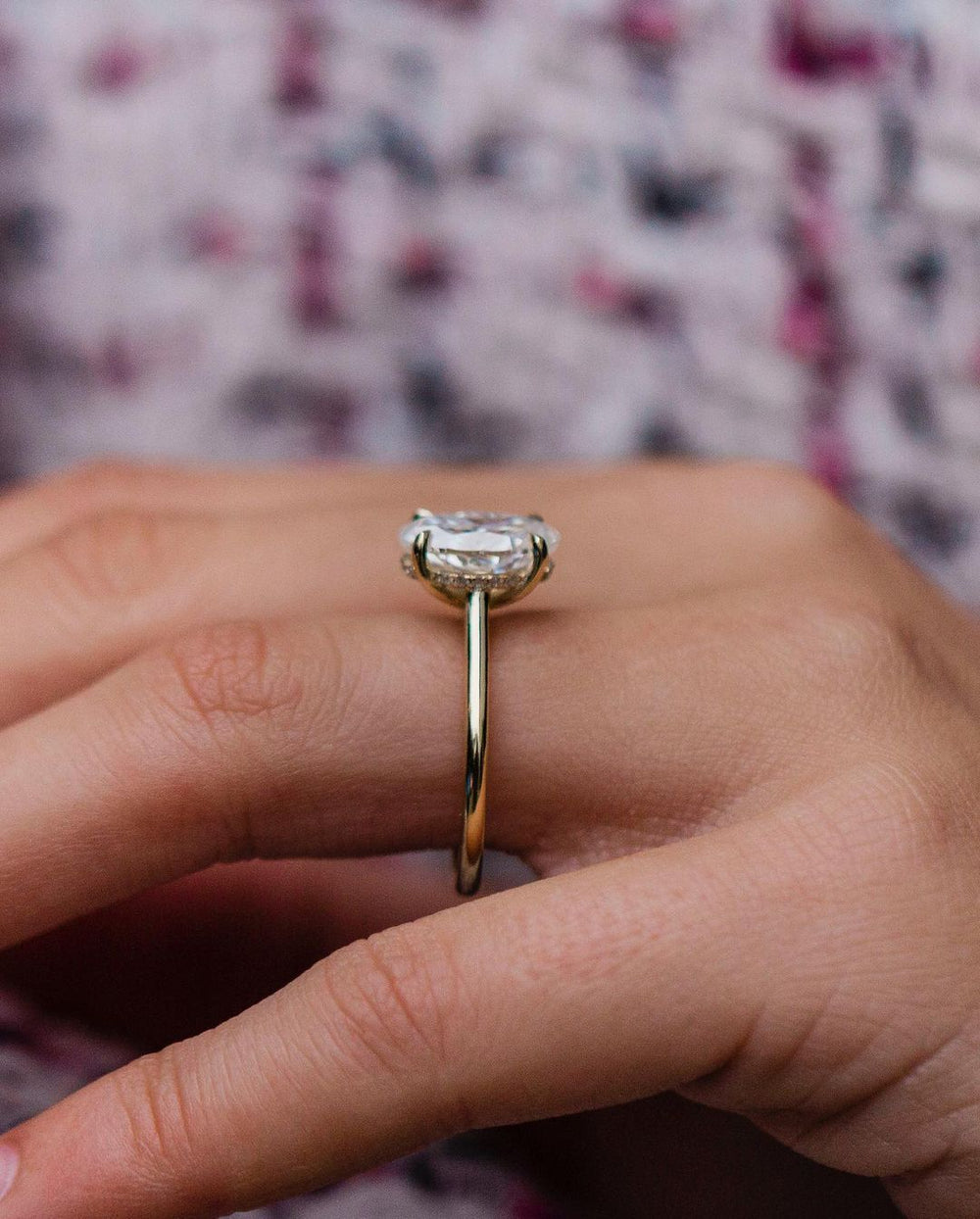 Oval Cut Labgrown Engagement Ring