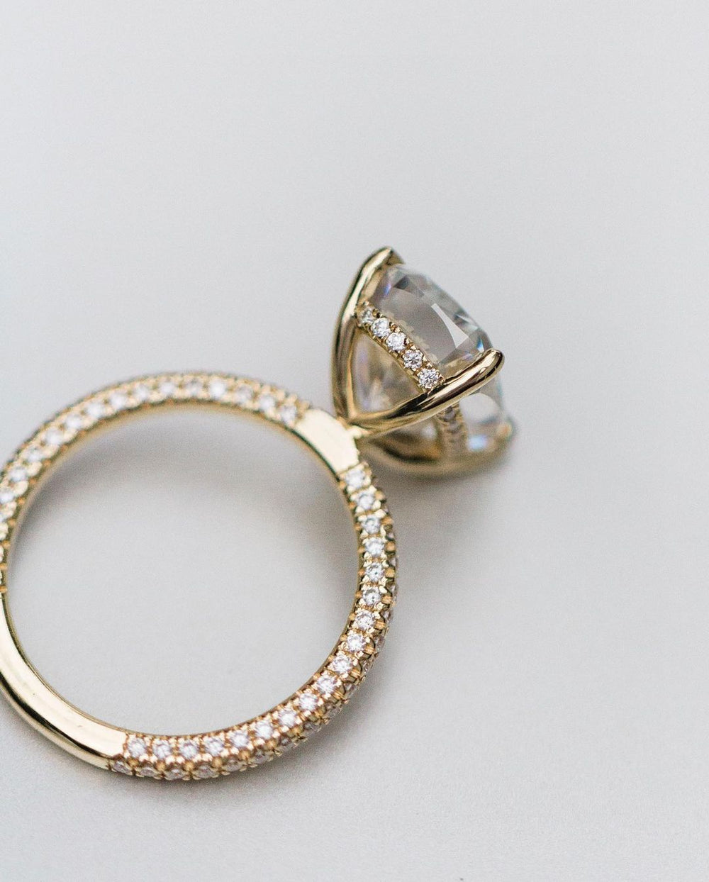 Cushion Cut Labgrown Engagement Ring