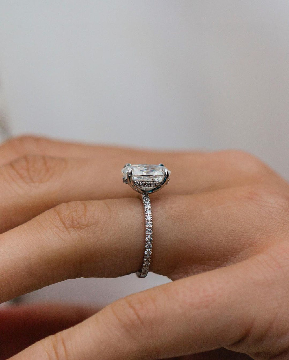Oval Cut Labgrown Ring