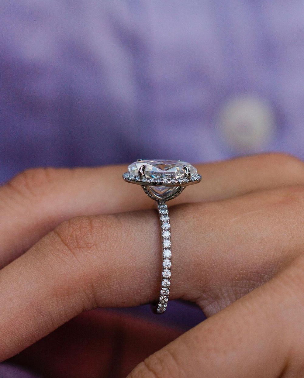 Oval Cut Labgrown Engagement Ring