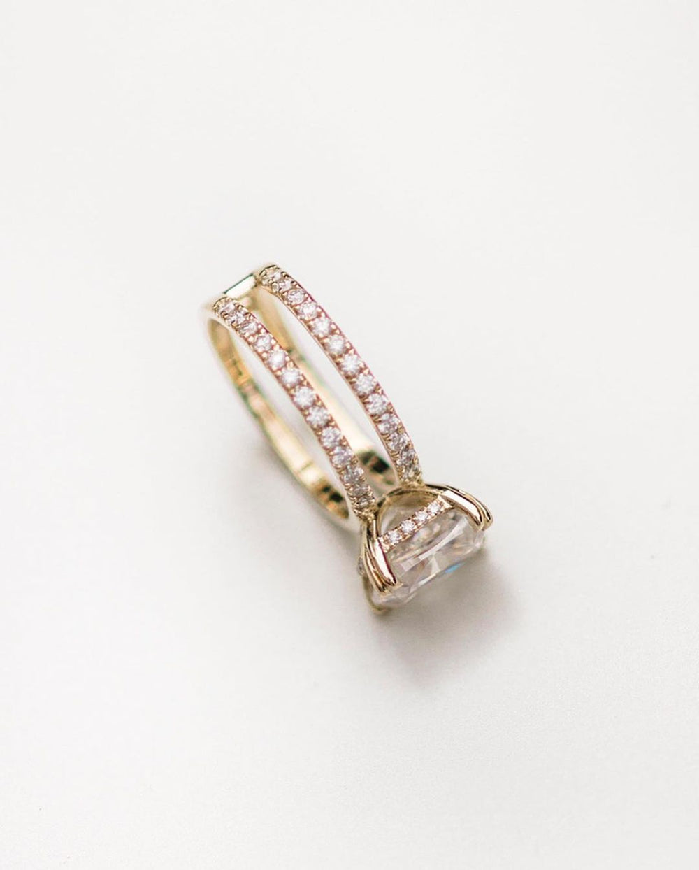 Cushion Cut Labgrown Ring