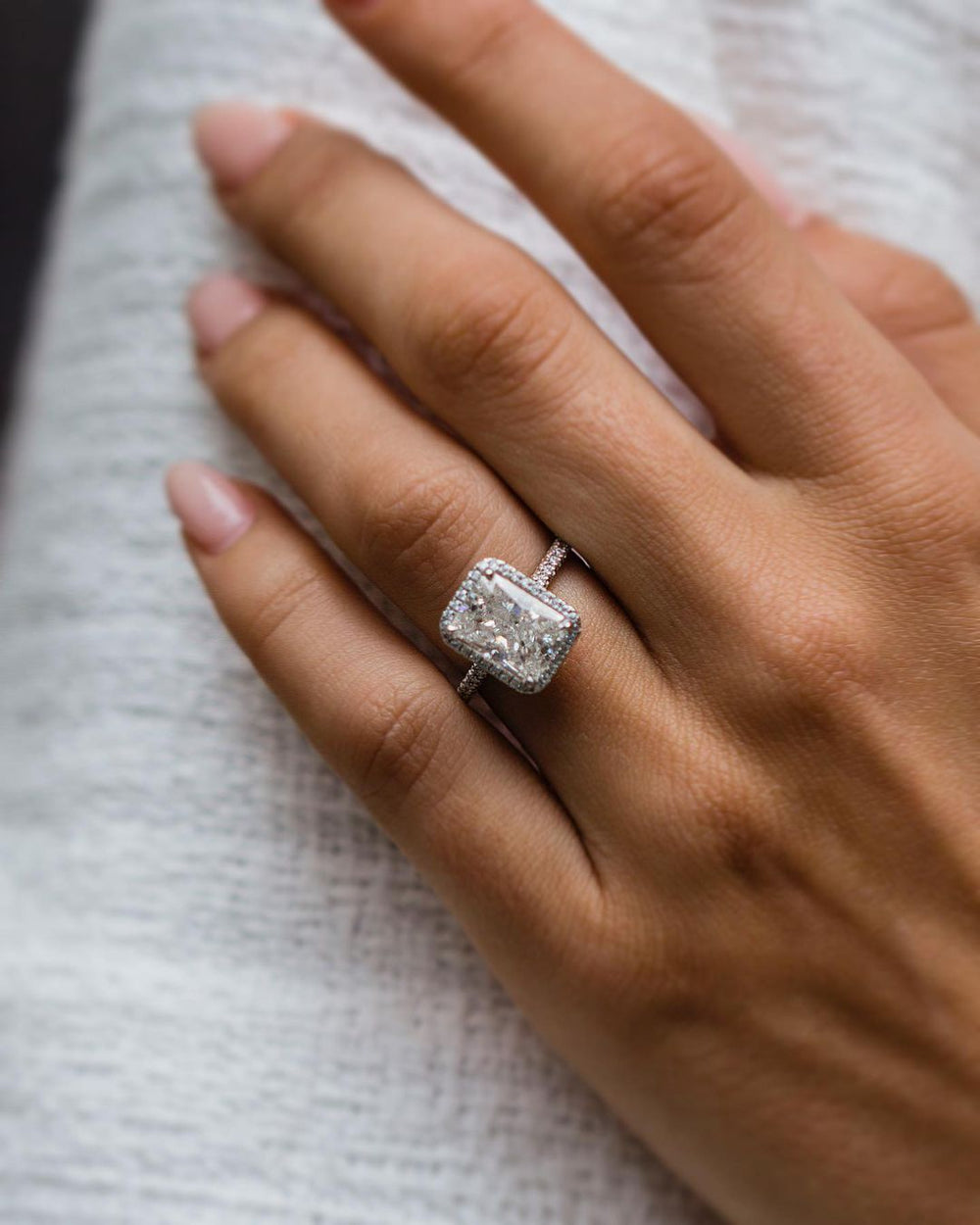 Radiant Cut Labgrown Engagement Ring