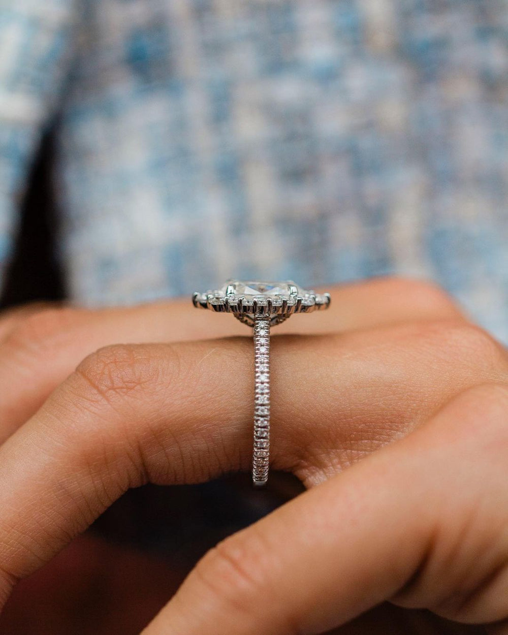 Oval Labgrown Engagement Ring