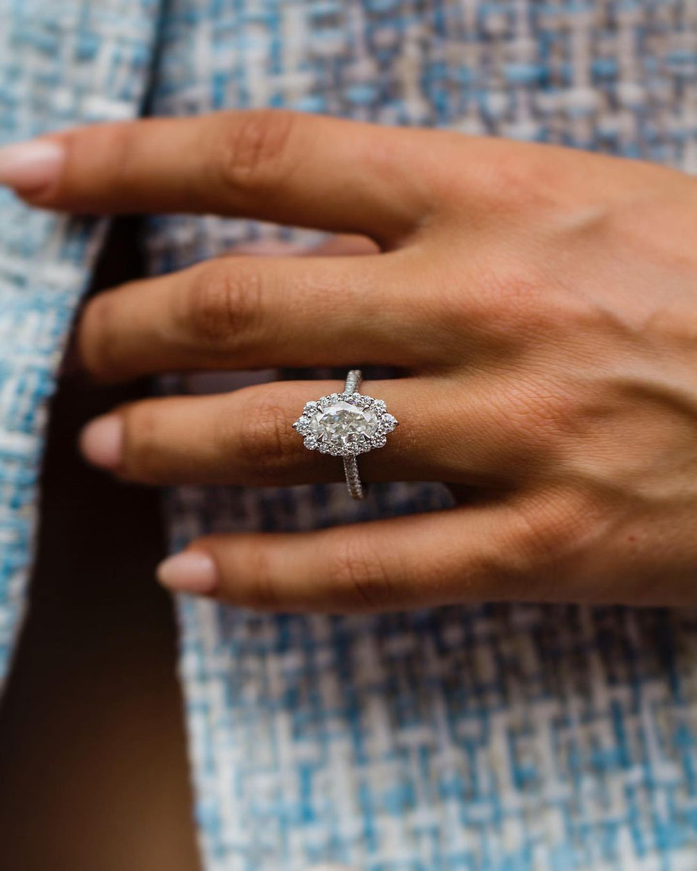 Oval Labgrown Engagement Ring