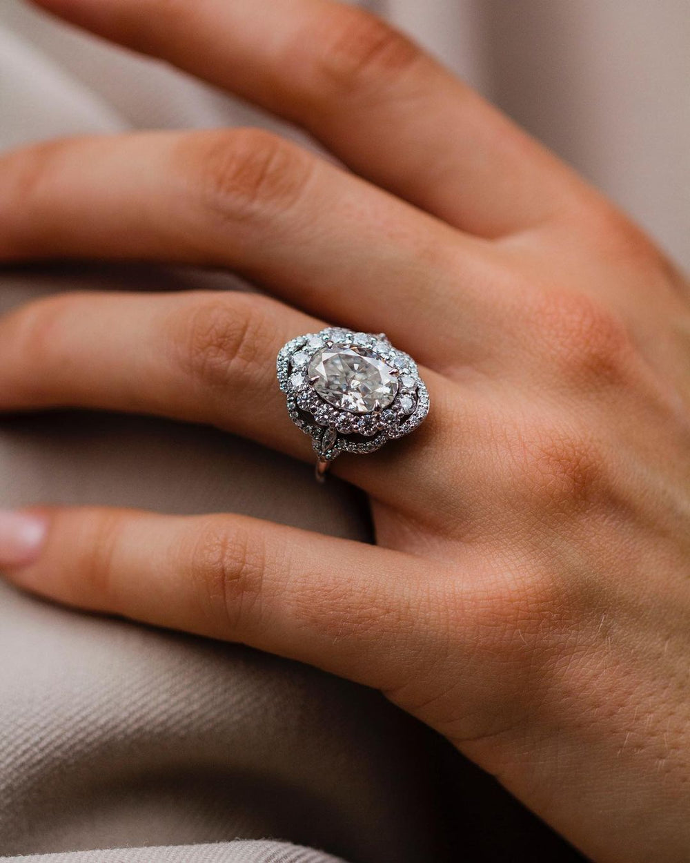 Oval Cut Labgrown Ring