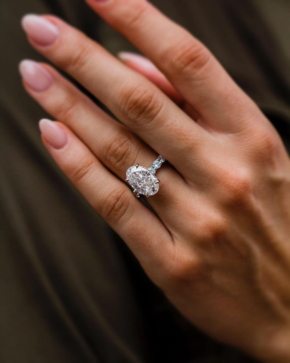 Oval Cut Labgrown Engagement Ring