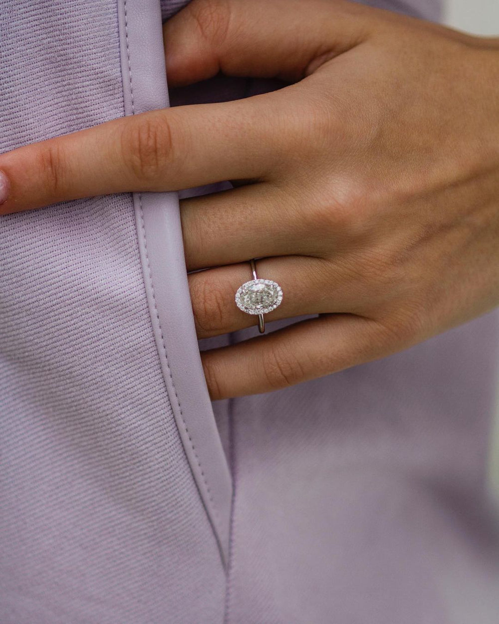 Oval Cut Labgrown Engagement Ring