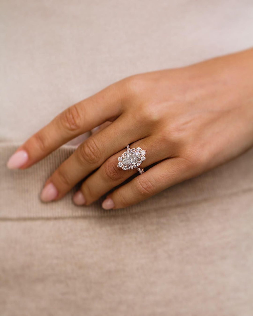 Oval Cut Labgrown Engagement Ring