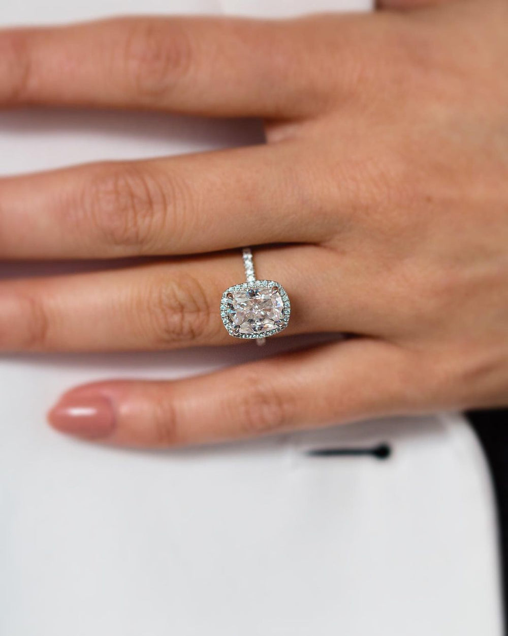 Cushion Cut Labgrown Ring