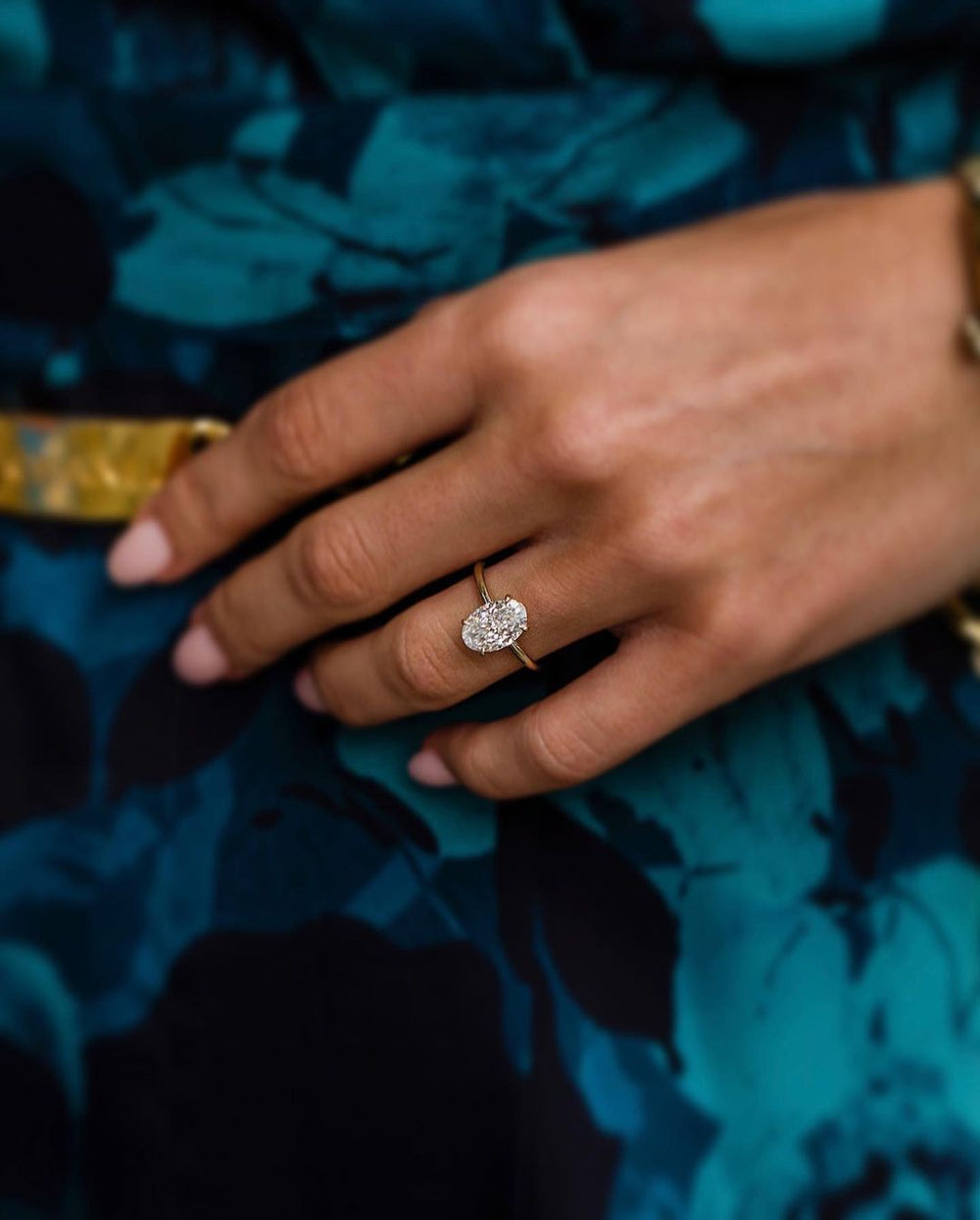 Oval Cut Labgrown Ring