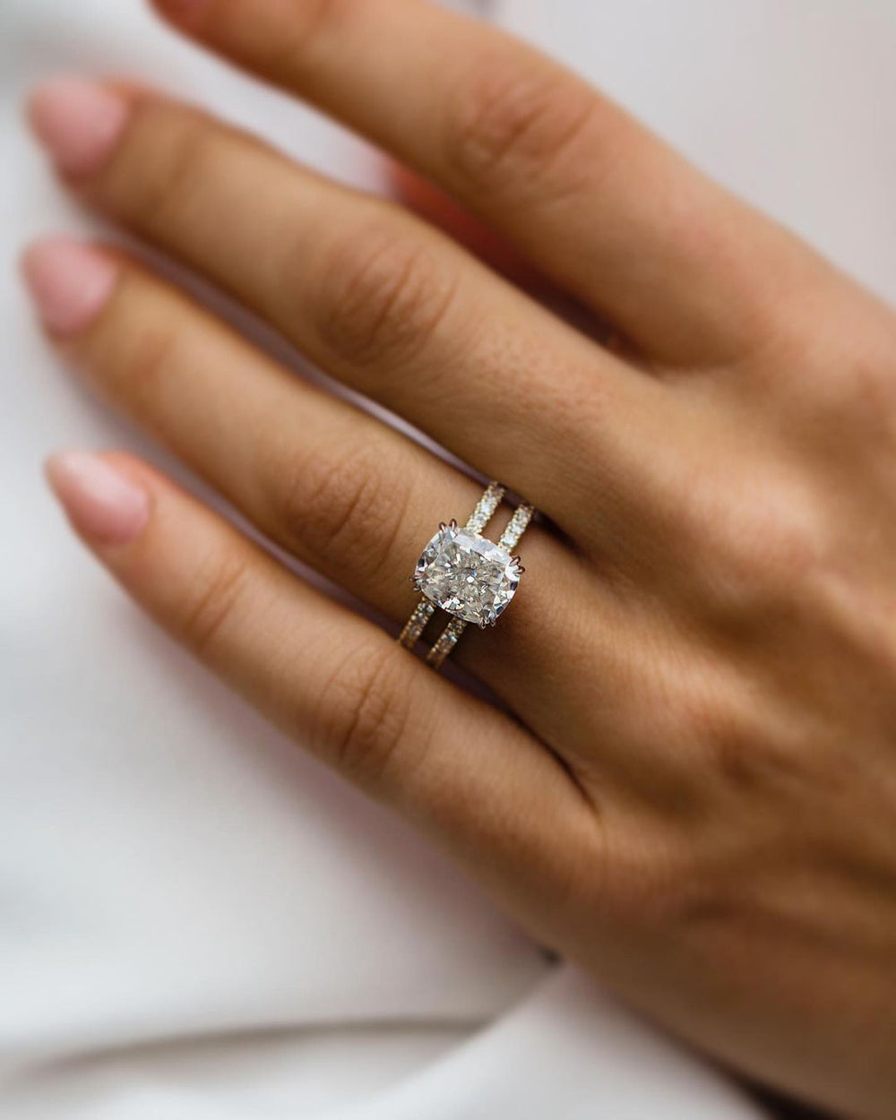 Cushion Cut Labgrown Engagement Ring