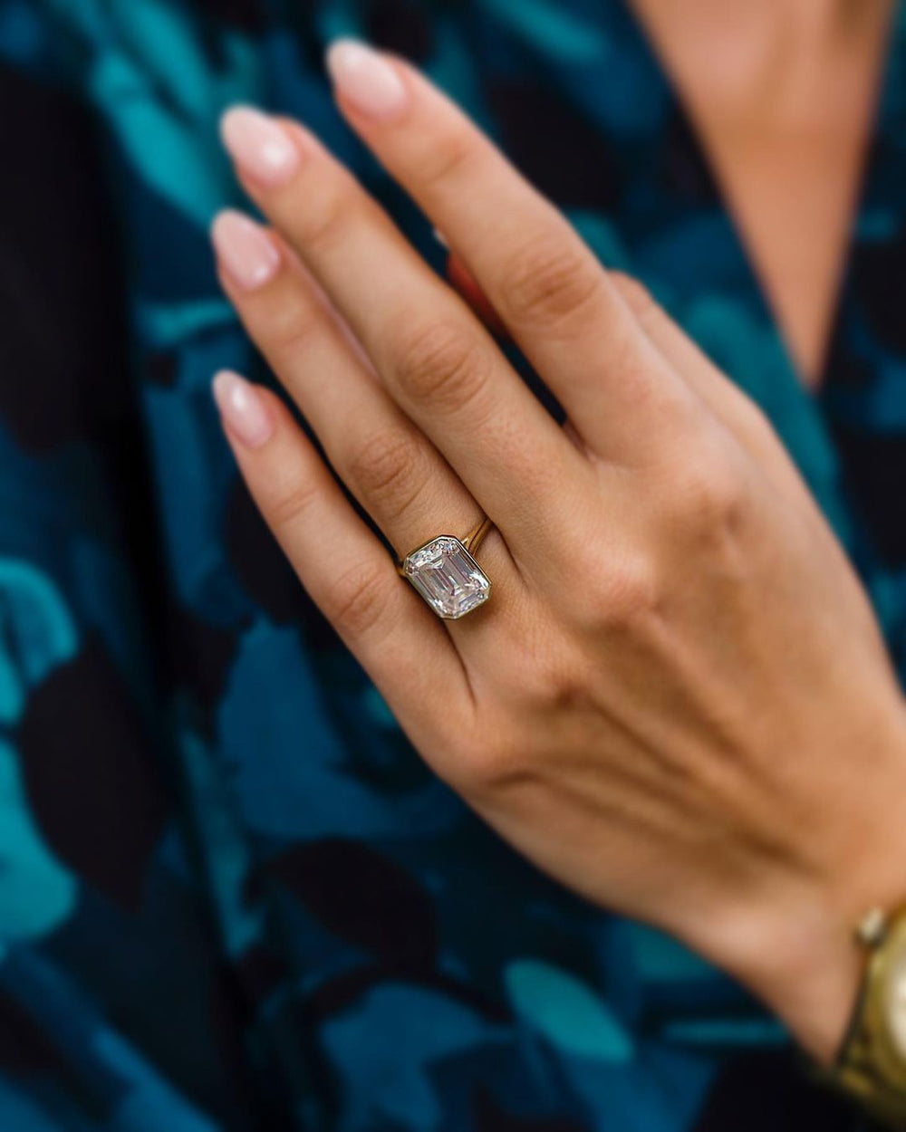 Emerald Cut Labgrown Engagement Ring
