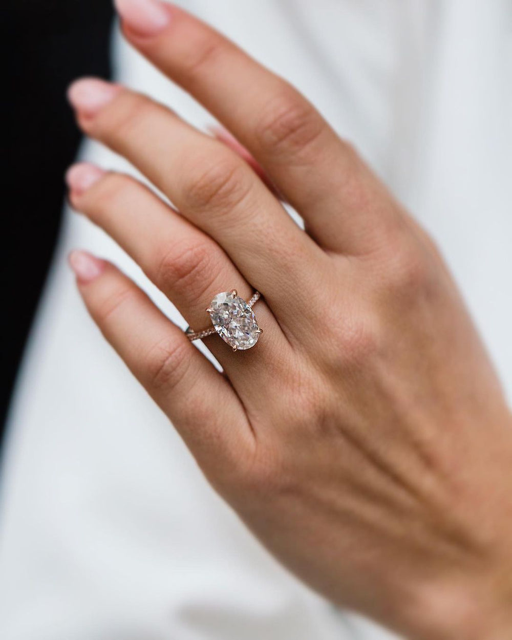 Oval Cut Labgrown Engagement Ring