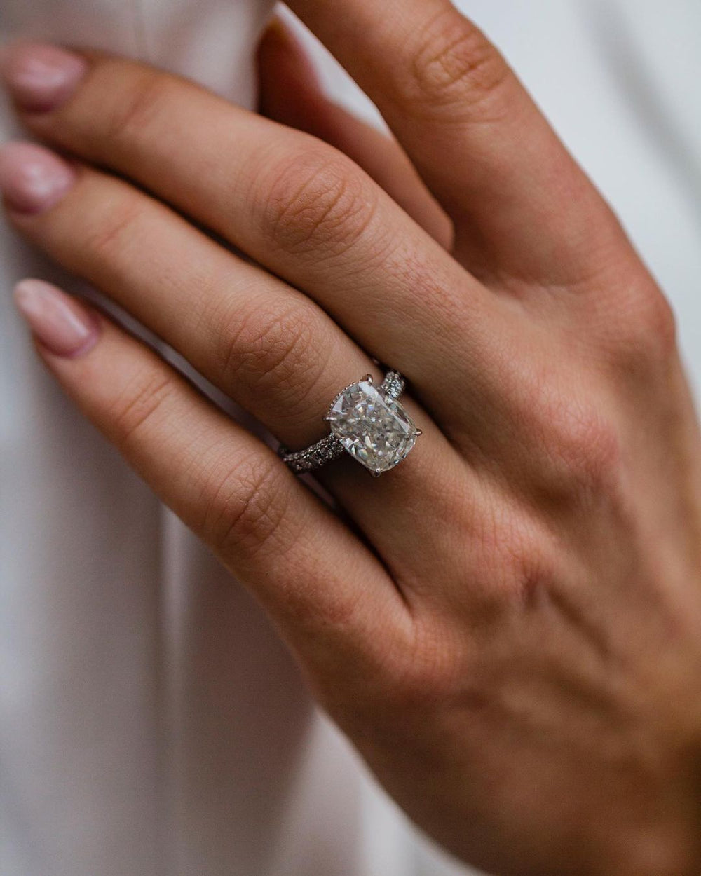 Cushion Cut Labgrown Ring