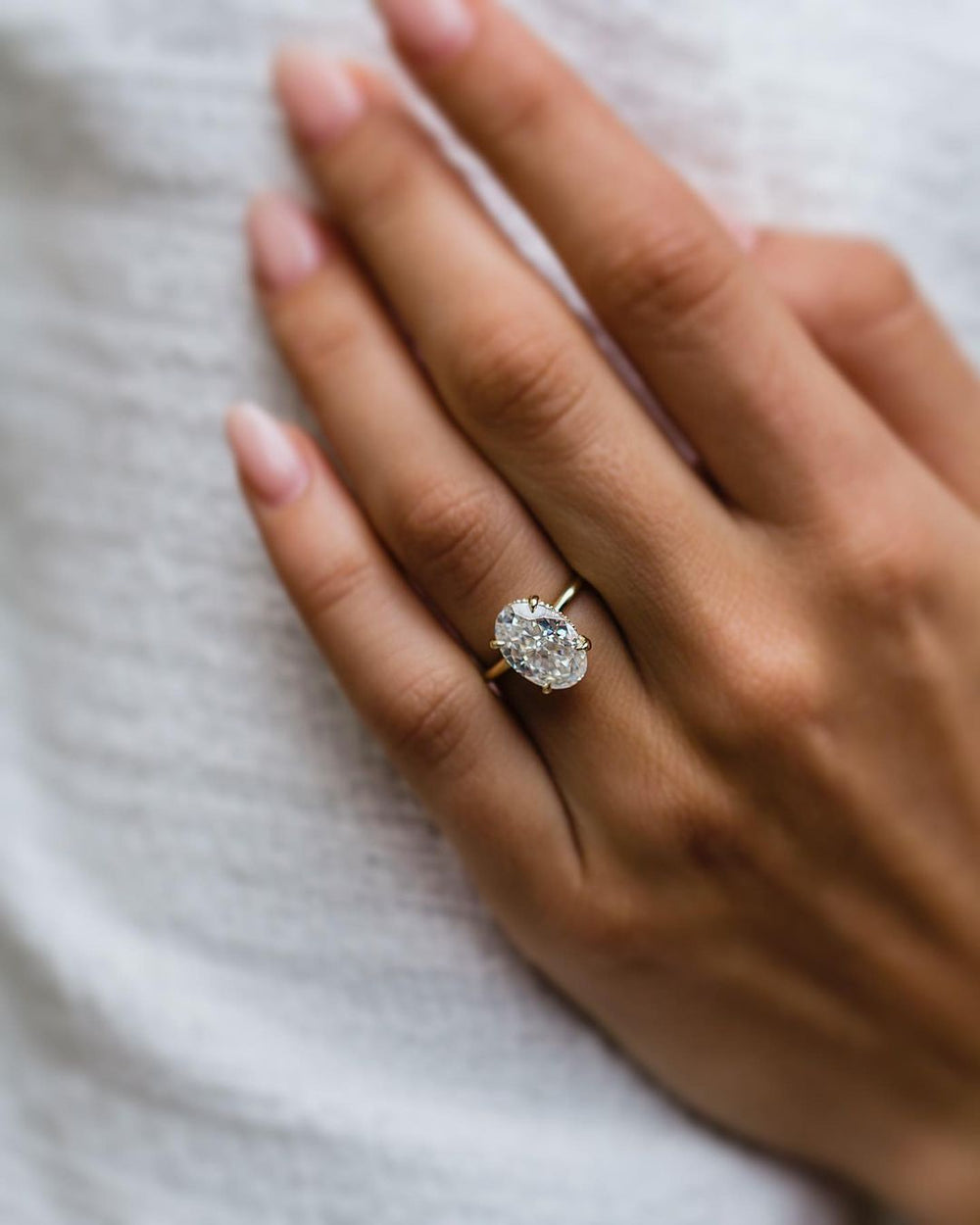 Oval Cut Labgrown Engagement Ring