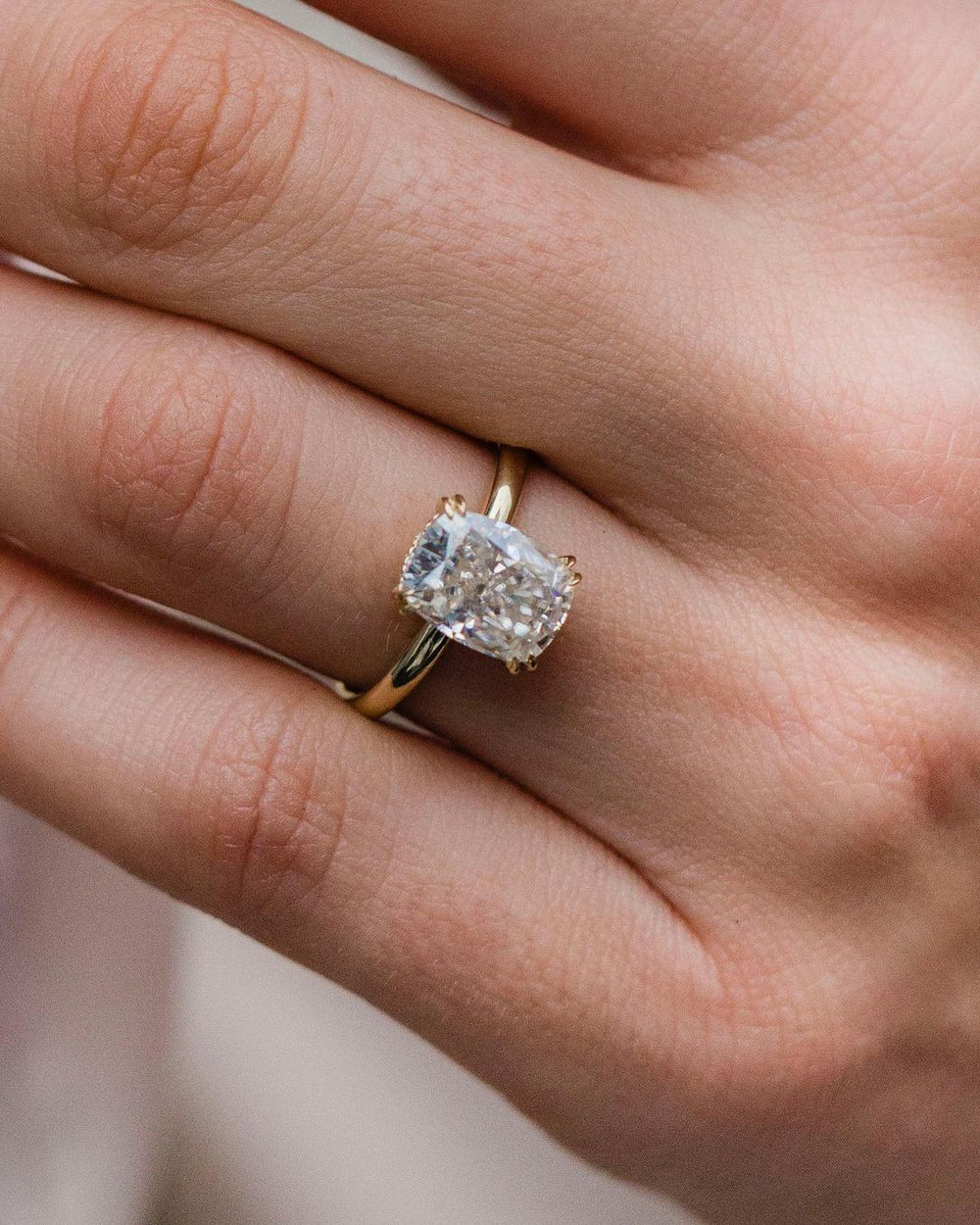 Cushion Cut Labgrown Engagement Ring