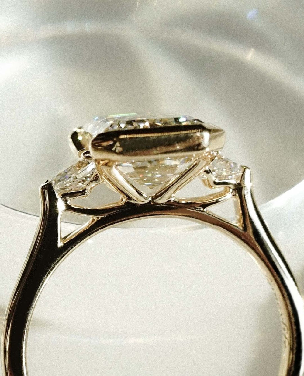 Emerald Cut Labgrown Engagement Ring