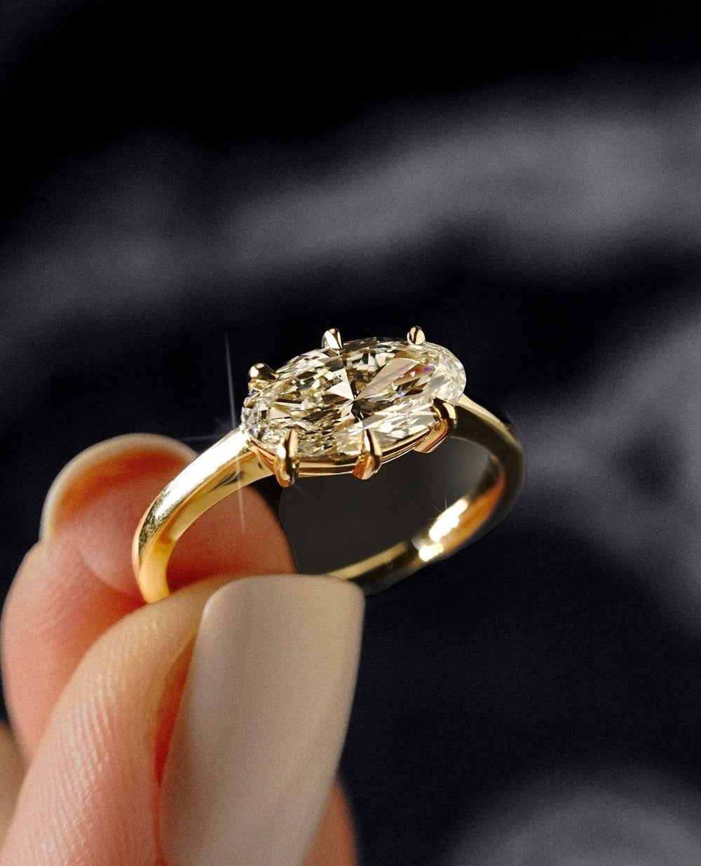 Oval Cut Labgrown Engagement Ring