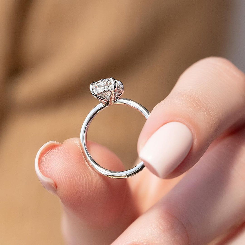 Oval Cut Labgrown Engagement Ring