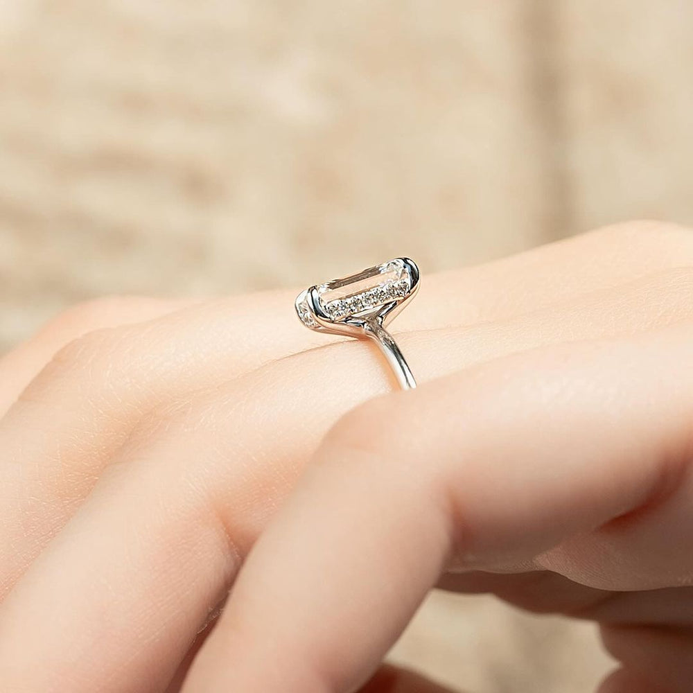 Emerald Cut Labgrown Engagement Ring