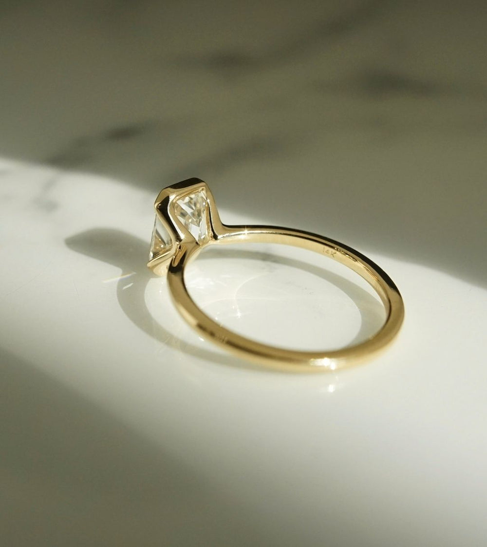 Emerald Cut Labgrown Engagement Ring