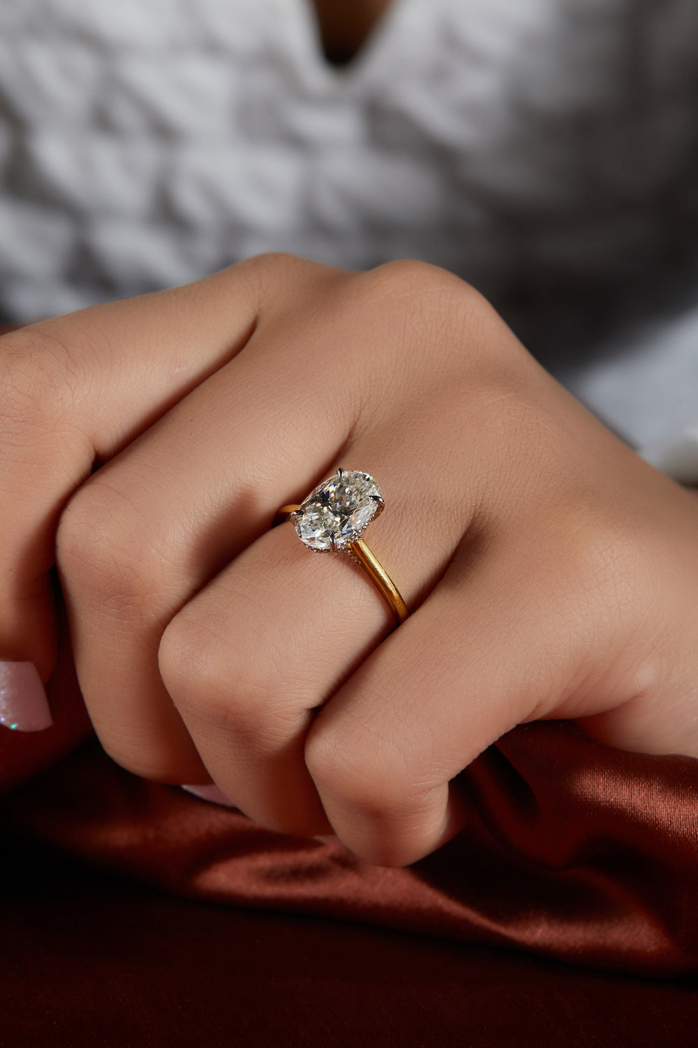 Oval Cut Labgrown Engagement Ring