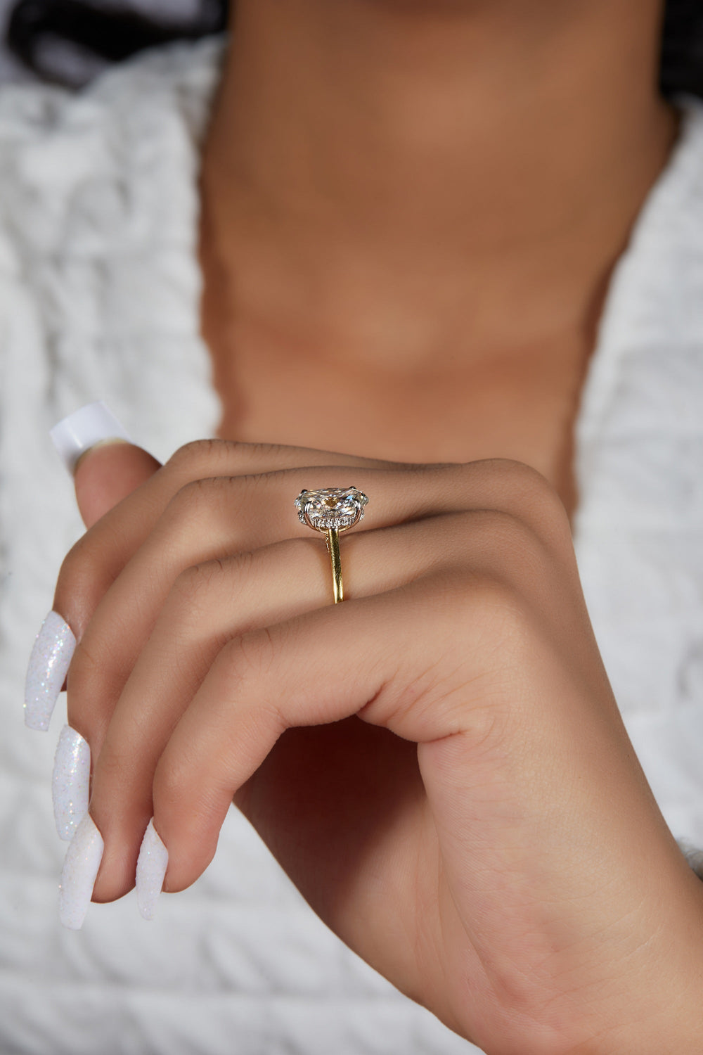Oval Cut Labgrown Engagement Ring