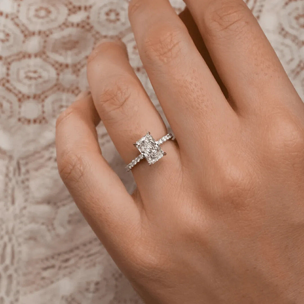 Radiant Cut Labgrown Engagement Ring