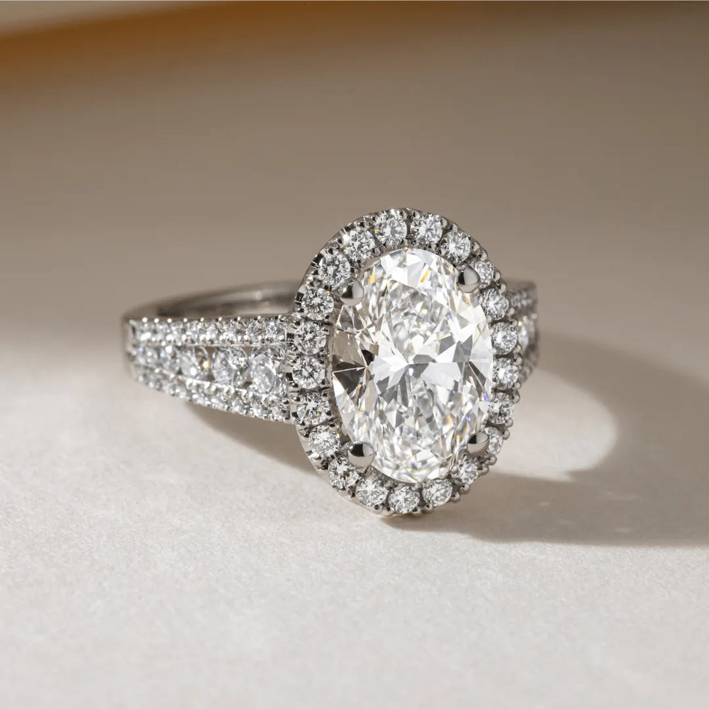 Oval Cut Labgrown Engagement Ring