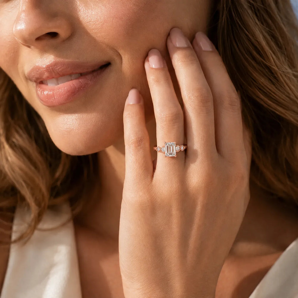 Classic Solitaire Ring with Vintage-Inspired Accent Details