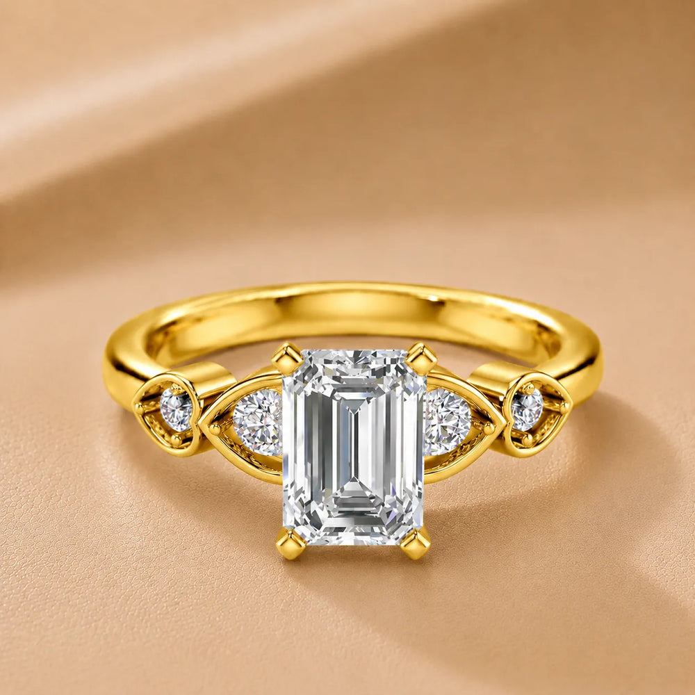 Classic Solitaire Ring with Vintage-Inspired Accent Details