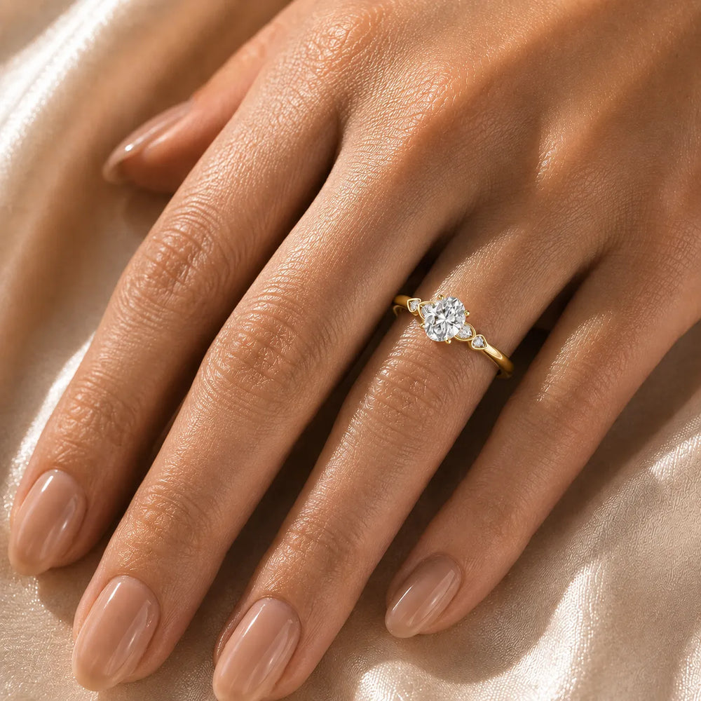 Classic Solitaire Ring with Vintage-Inspired Accent Details