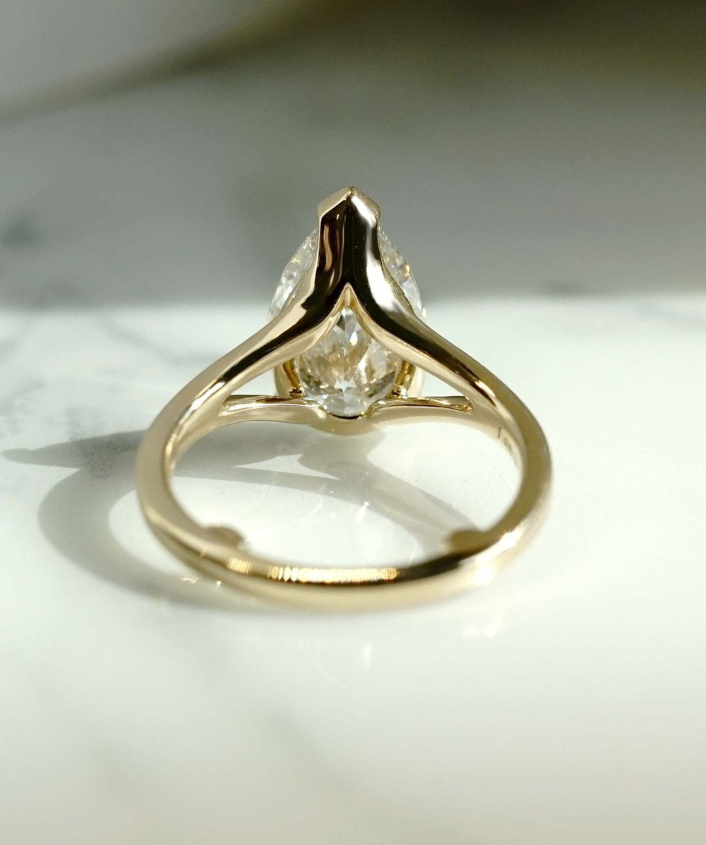 Pear Cut Labgrown Engagement Ring, Pear Cut Ring