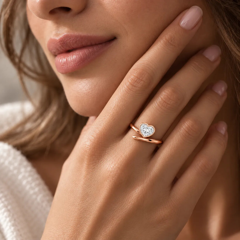 Elegant Pear-Cut Bezel Wrap Diamond Ring