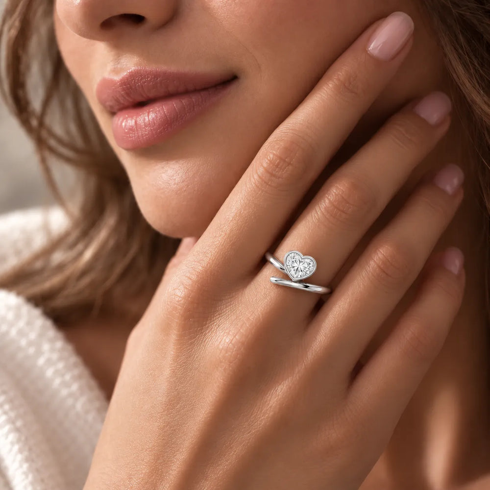 Elegant Pear-Cut Bezel Wrap Diamond Ring