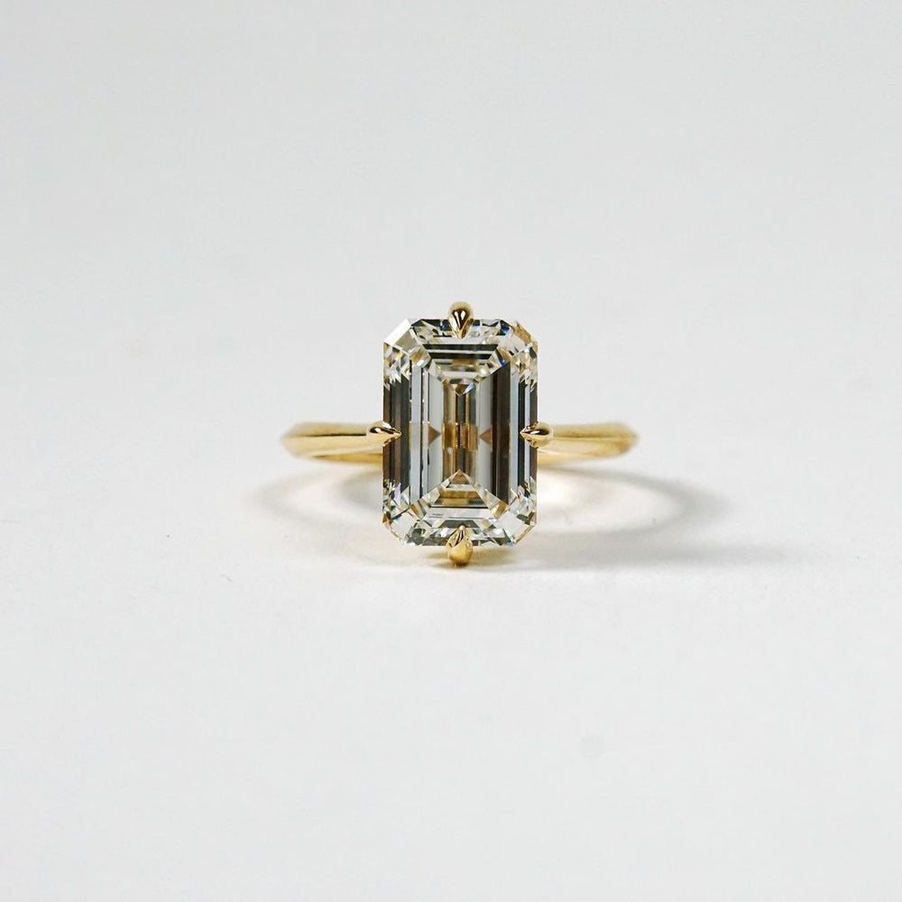 Emerald Cut Labgrown Engagement Ring