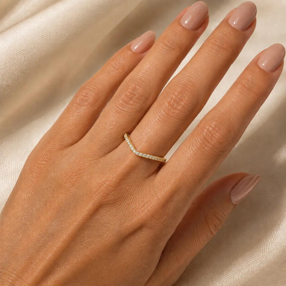 V-Curve Diamond Elegance Ring Band