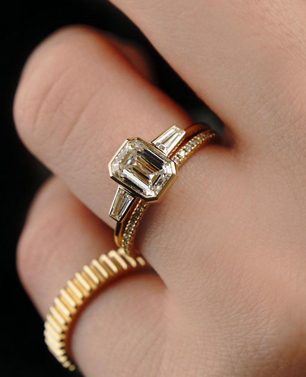 Bridal Set Emerald Cut Labgrown Engagement Ring