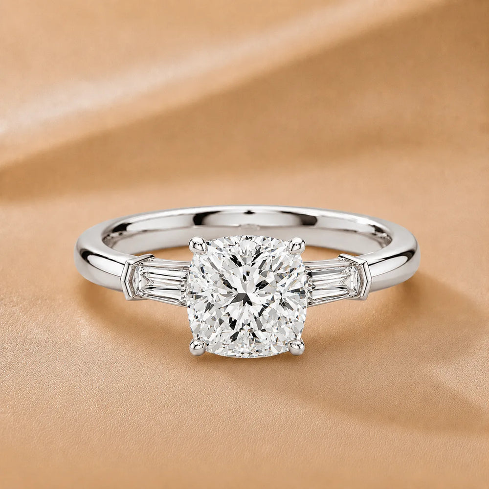Emerald Elegance Ring with Customize baguette