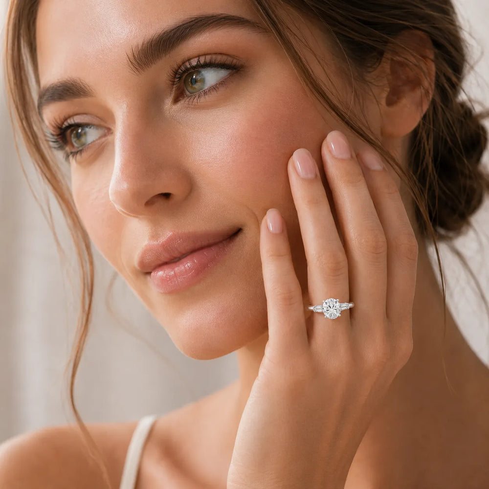 Emerald Elegance Ring with Customize baguette