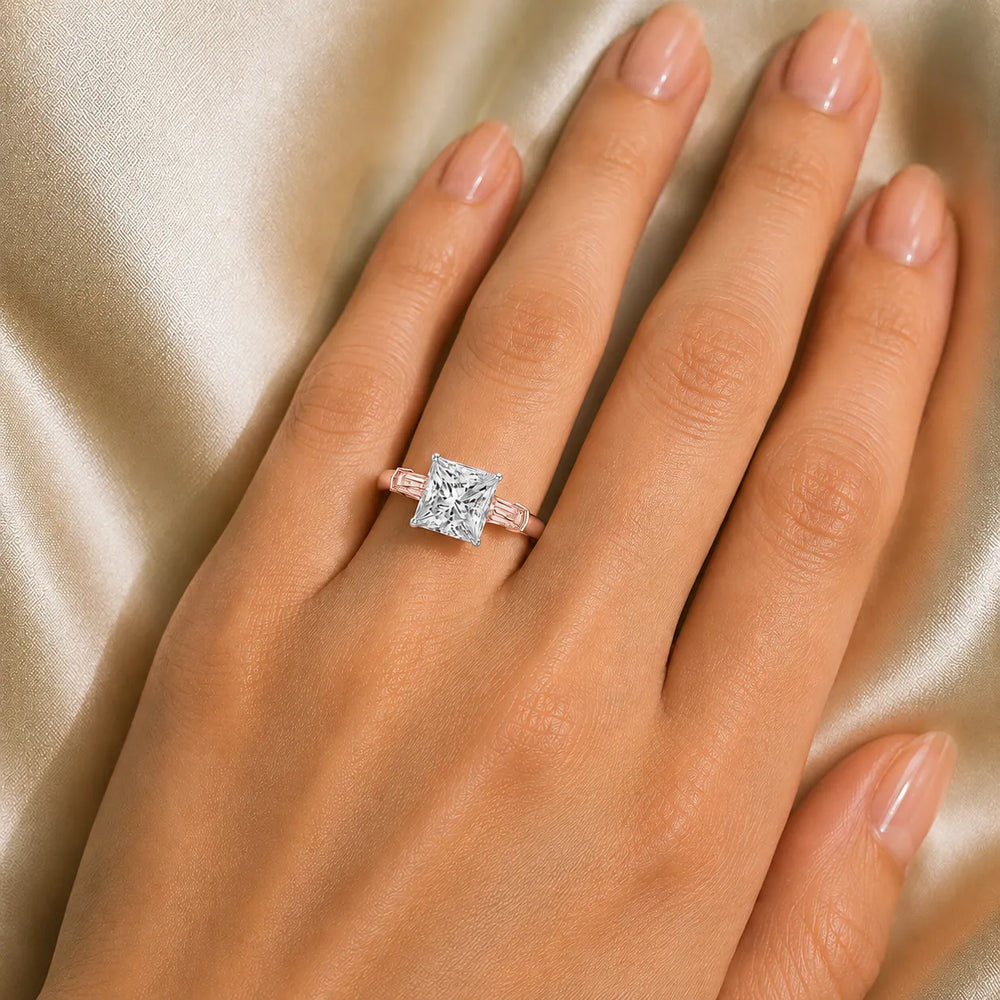 Emerald Elegance Ring with Customize baguette