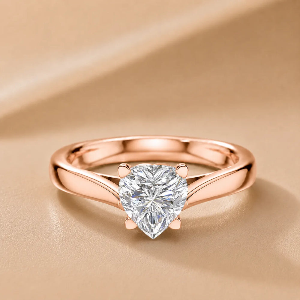 Elegant Solitaire Ring with Classic Four-Prong Setting
