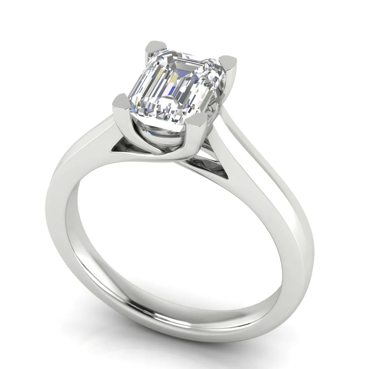 Elegant Solitaire Ring with Classic Four-Prong Setting