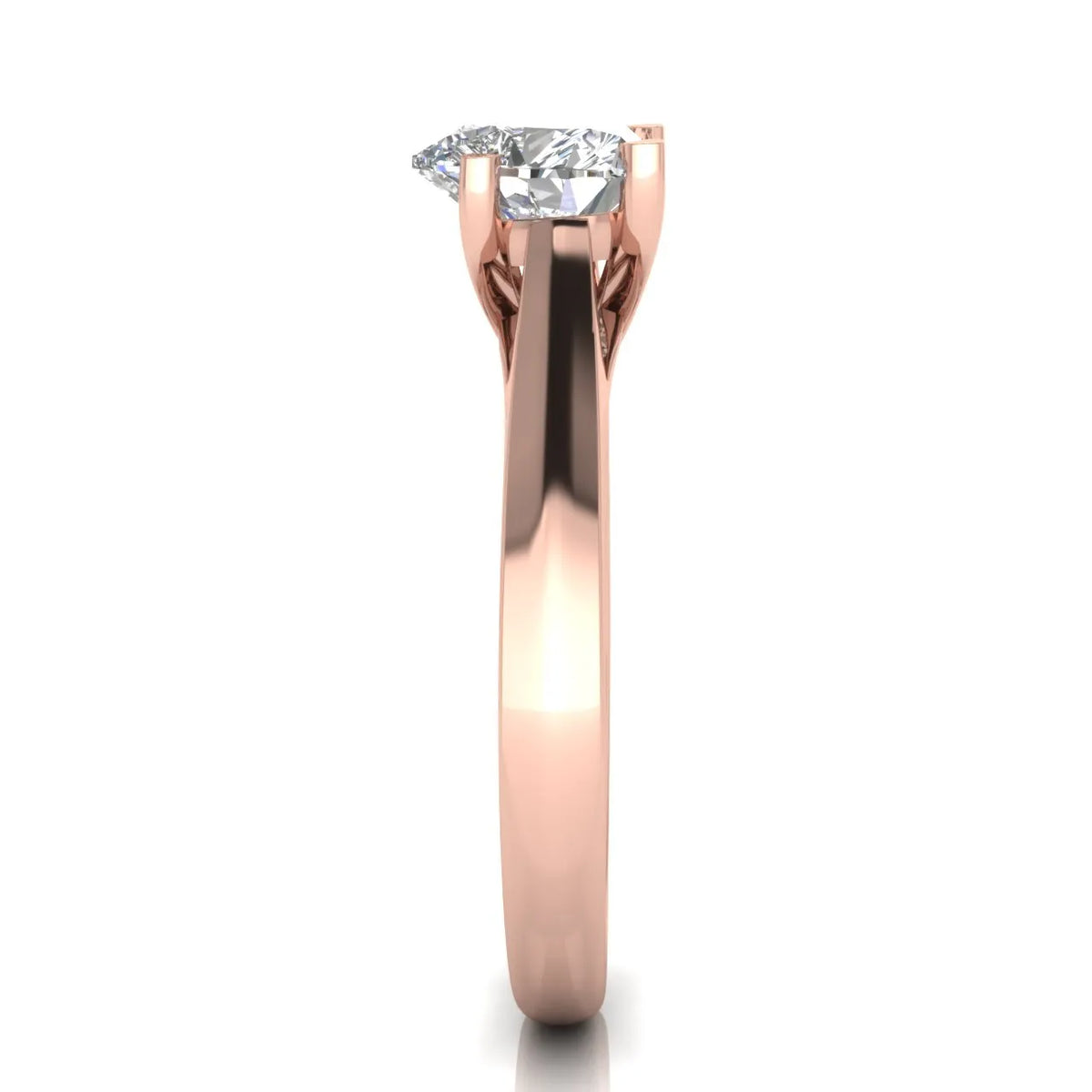 Elegant Solitaire Ring with Classic Four-Prong Setting