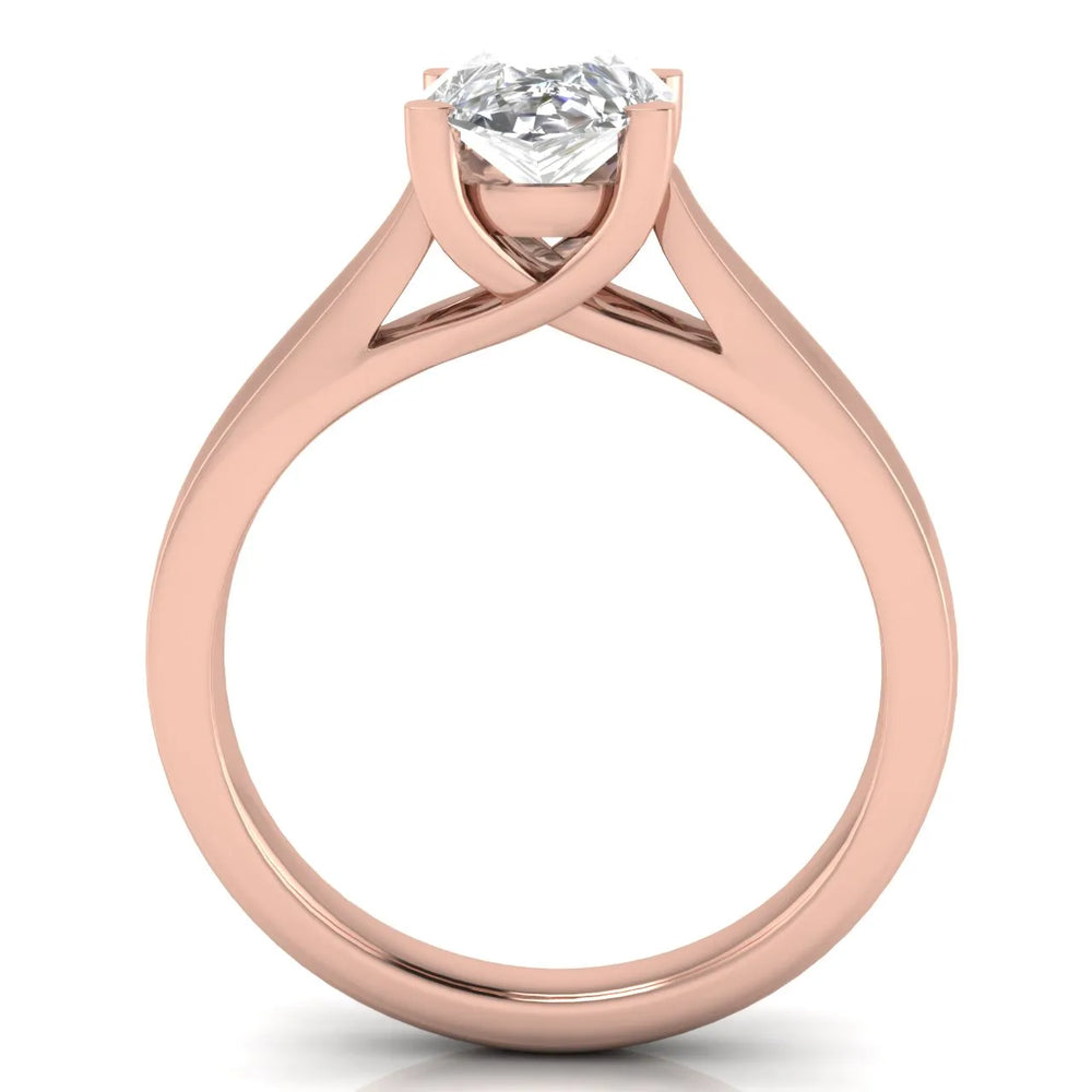Elegant Solitaire Ring with Classic Four-Prong Setting